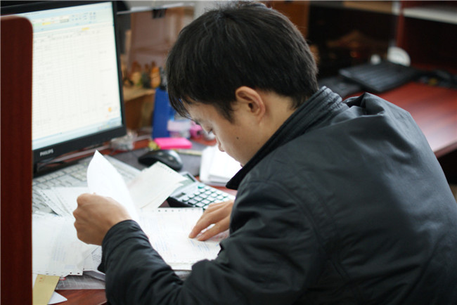 �T���L��